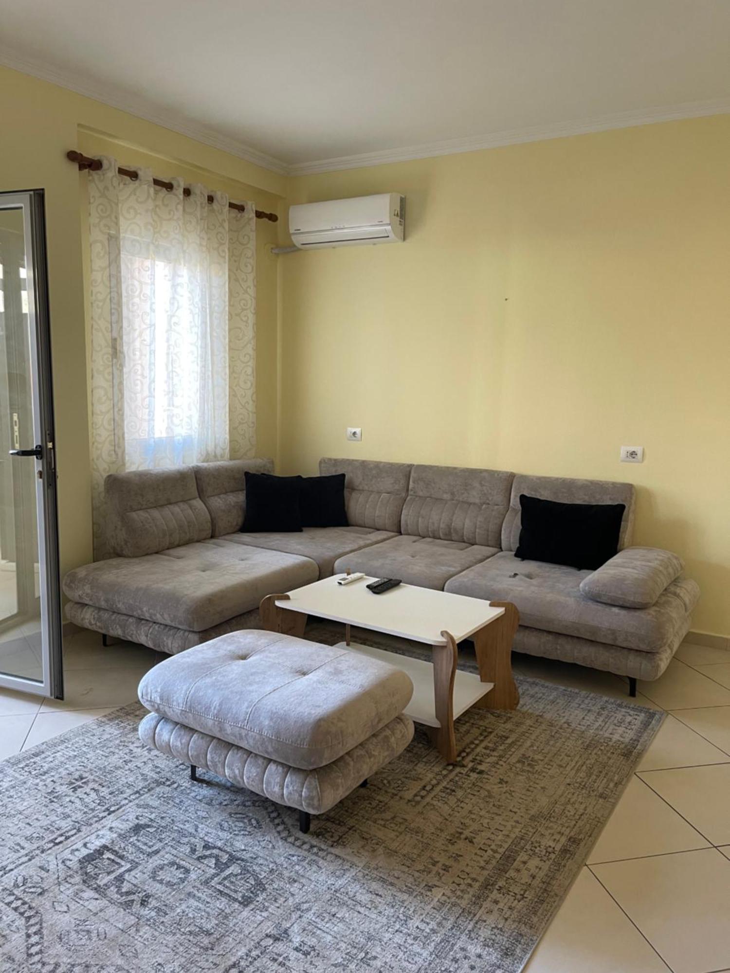 New Baazar Terrace Apartment Тирана Екстериор снимка